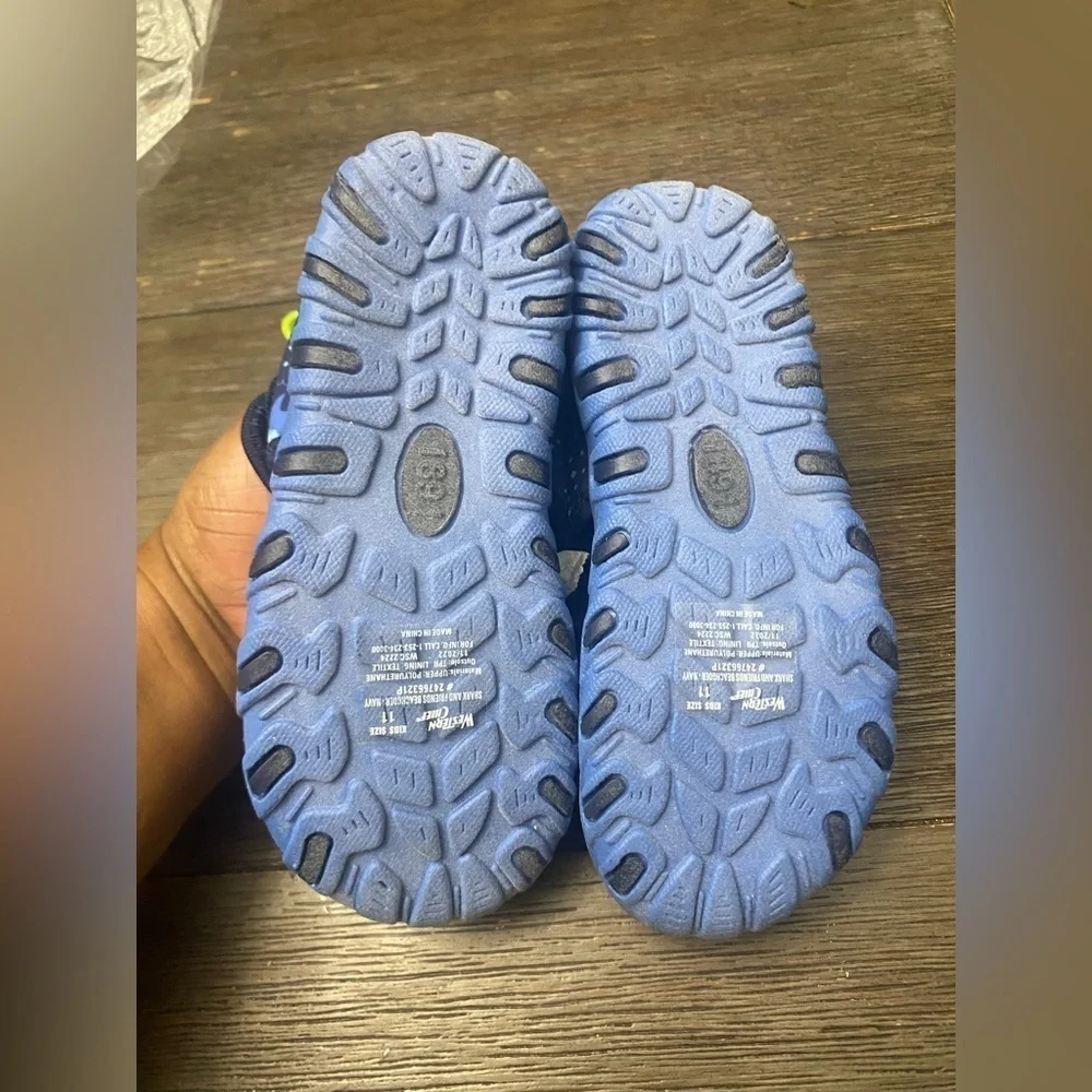 Western Chief Unisex-Child Beachgoer Neoprene Sandal Sport SZ 11 - Blue NWT
